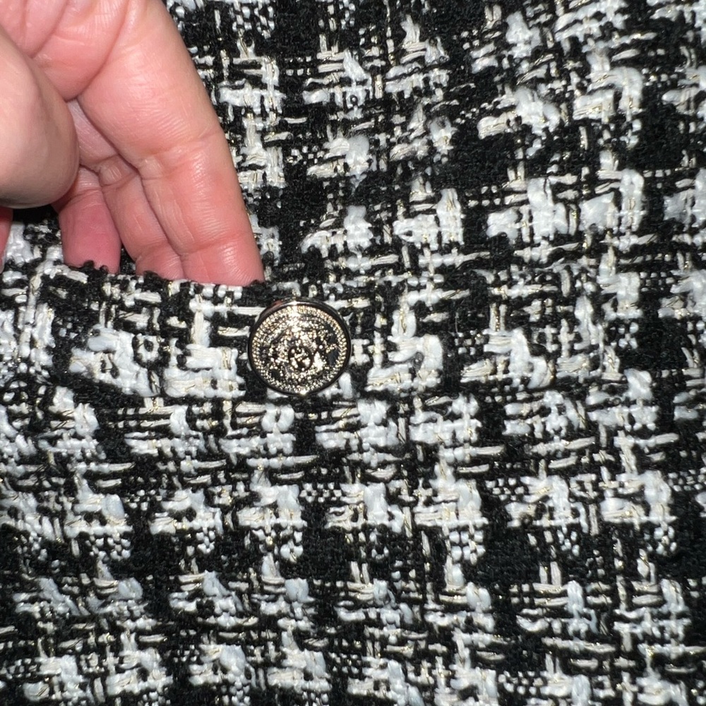 H&M Skirt - Picture 4 of 4